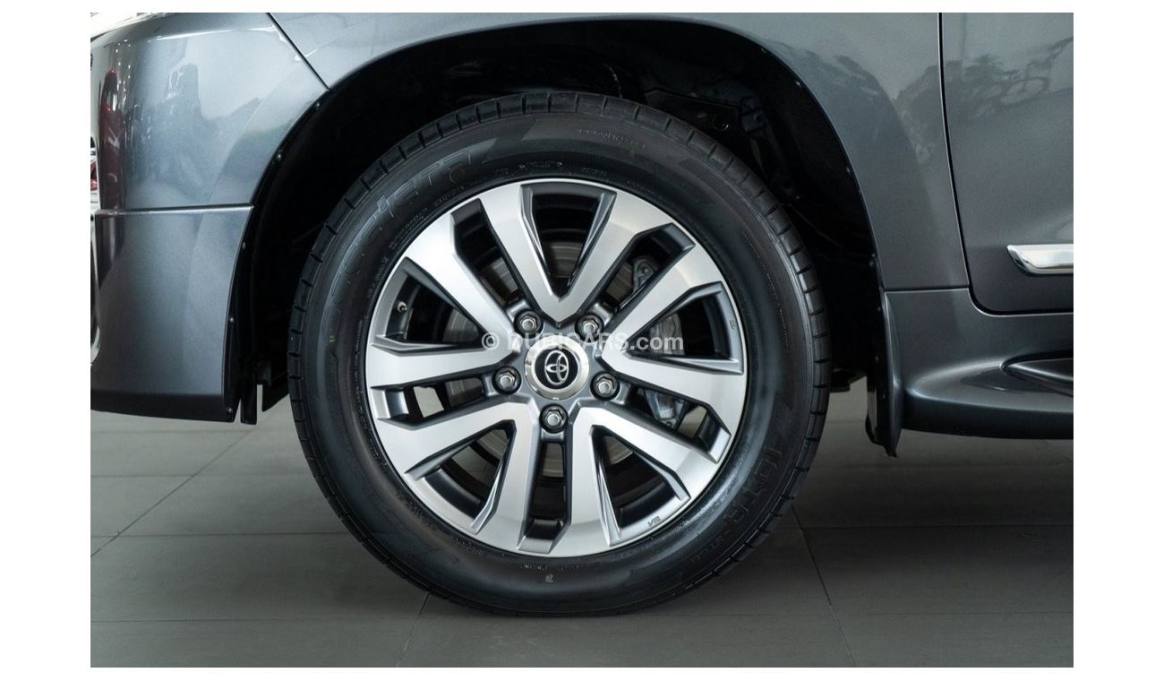 Toyota Land Cruiser 2018 Land Cruiser VXR / Full Service History