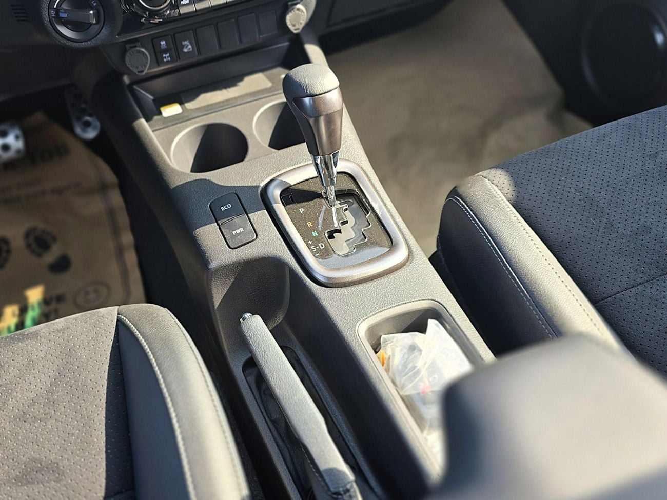 تويوتا هيلوكس GR Sport 2.8L