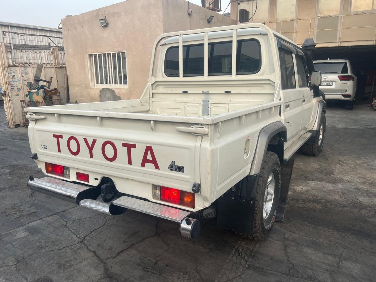 تويوتا لاند كروزر بيك آب TOYOTA LAND CRUISER PICK UP MODEL 2022 DIESEL V8 RHD