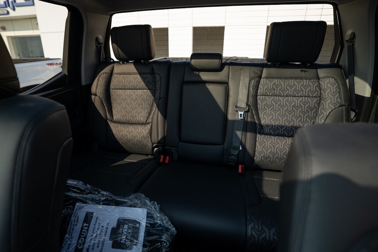 Toyota Tundra Toyota Tundra Crewmax Limited 2023
