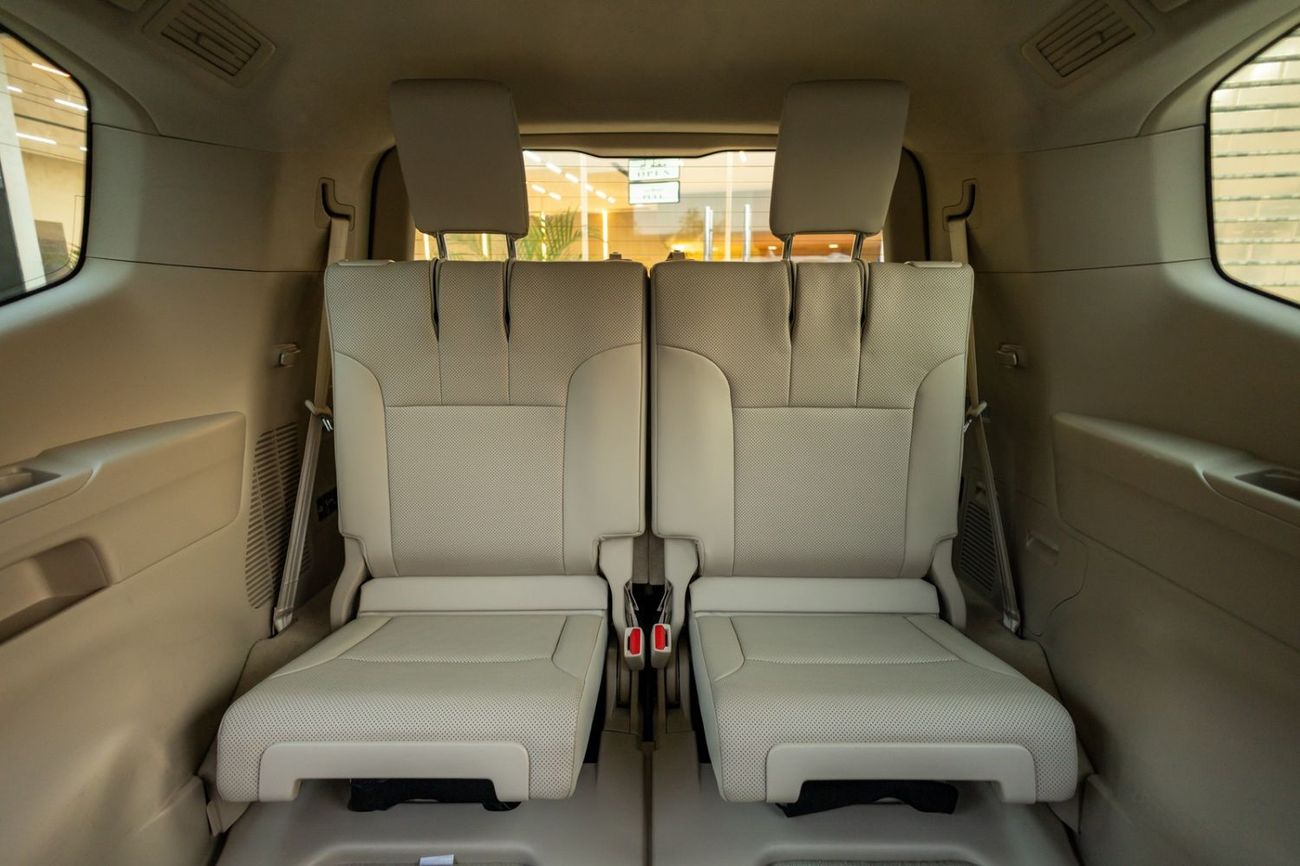 Toyota Land Cruiser GXR Toyota Land Cruiser GXR 2025 GCC | Agency Warrant