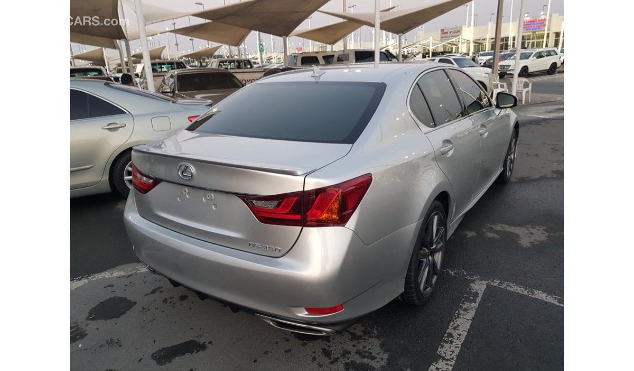 لكزس GS 350 لكزس GS350 موديل 2014 السياره بحاله ممتازه من الداخل والخارج السياره مسرفسه باالكامل فل  اوبشن