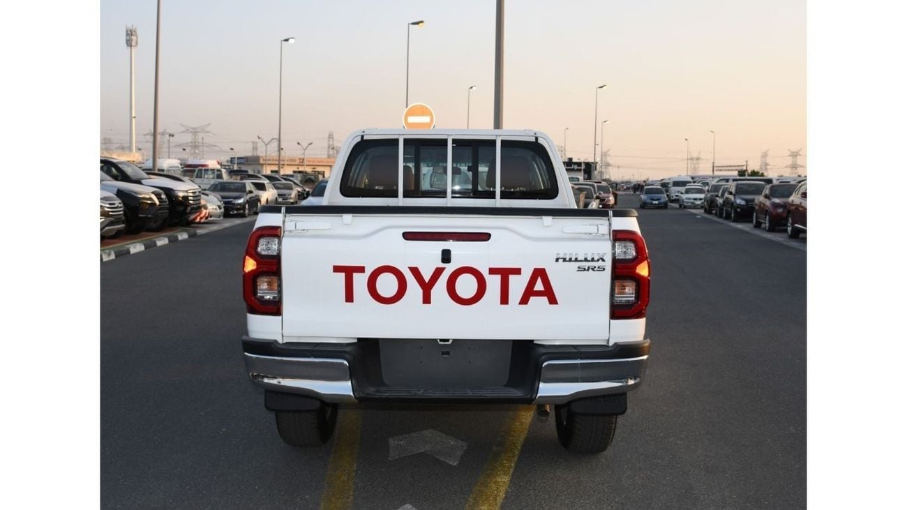 Toyota Hilux 2.7L V4 Petrol Automatic Full Option (Oman spec)