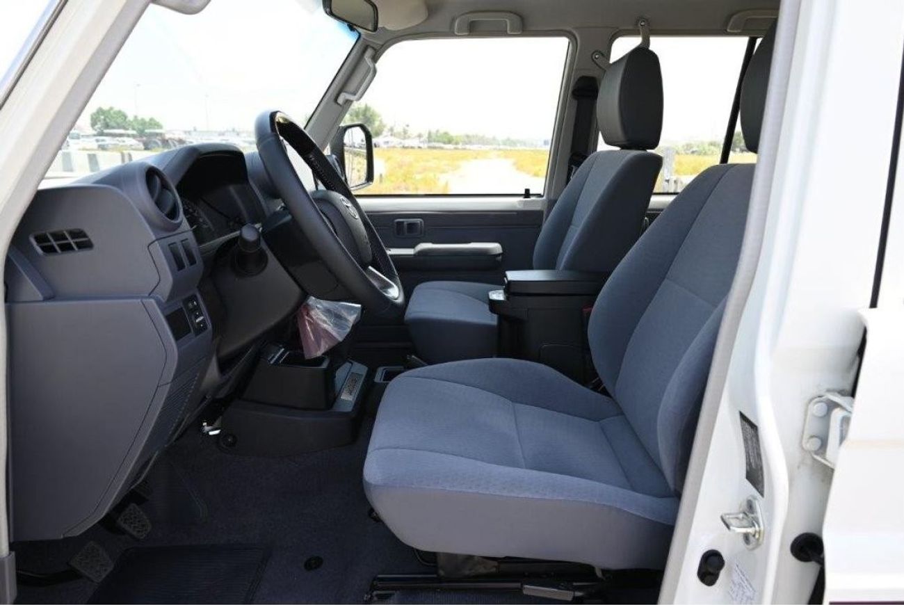 Toyota Land Cruiser 70 2024 TOYOTA LAND CRUISER 76 HARDTOP V6 4.0L PETROL 4WD MT