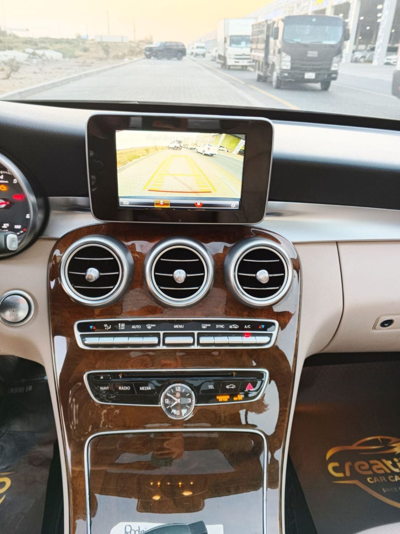 Mercedes-Benz C 300 ver clean car