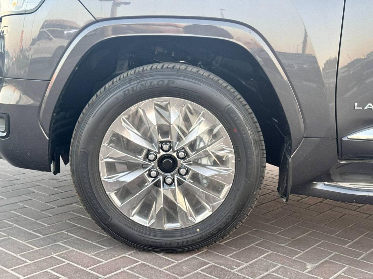 Toyota Land Cruiser TOYOTA LAND CRUISER 3.5L GXR TWIN TURBO WITH RADAR MY 2025