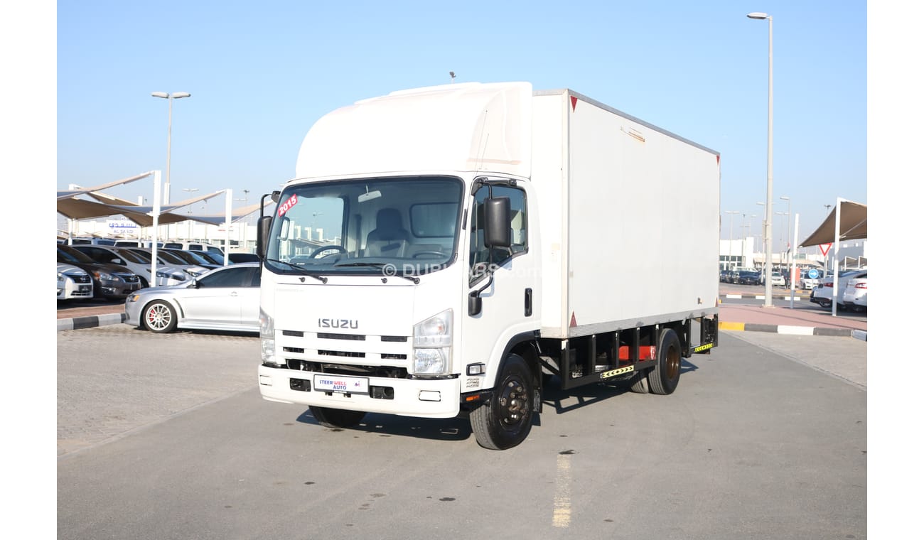 إيسوزو NPR BOX WITH TAIL LIFT 2015 PICKUP WITH GCC SPEC