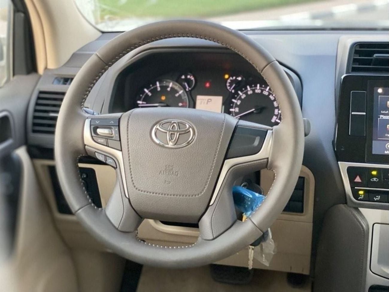 تويوتا هاياس 2.5 Manual STD ROOF 2.5 Standard / Model 2025 / Brand new