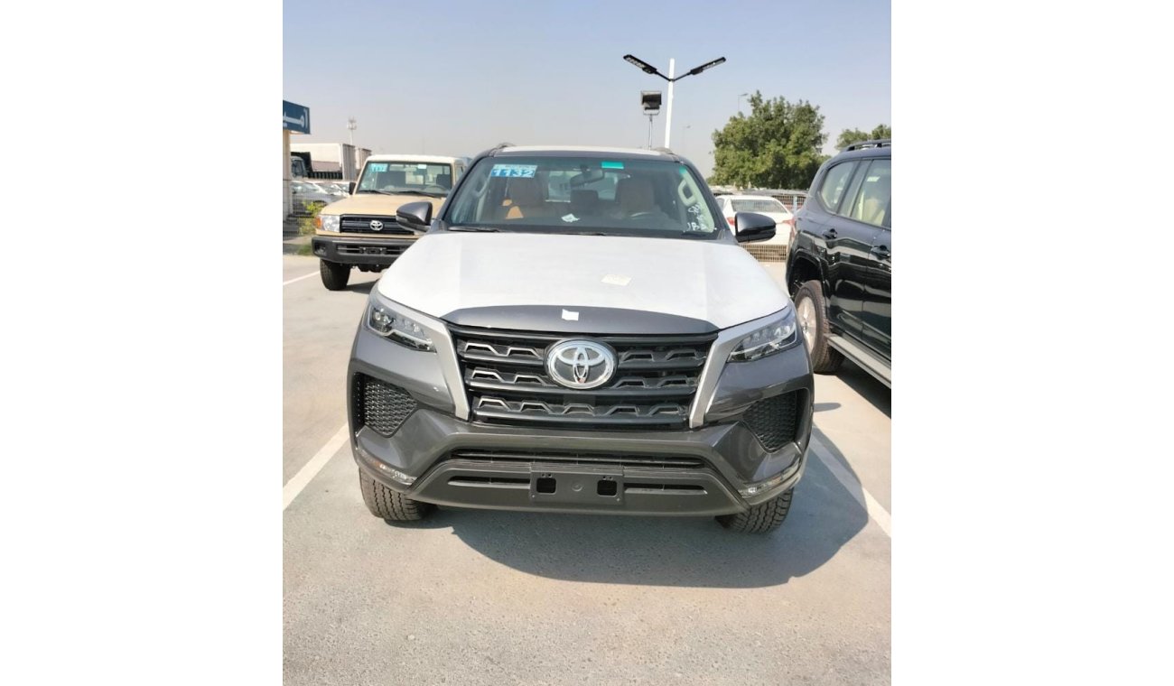Toyota Fortuner TOYOTA FORTUNER 2.7 PETROL AUTOMATIC 2023