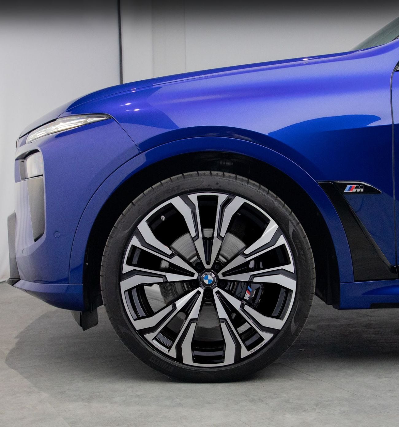 بي أم دبليو X7 M60i M Sport
