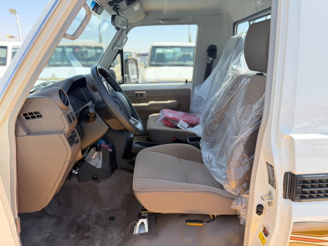 Toyota Land Cruiser Pick Up 2026 Toyota L/C 79 2.8 diesel