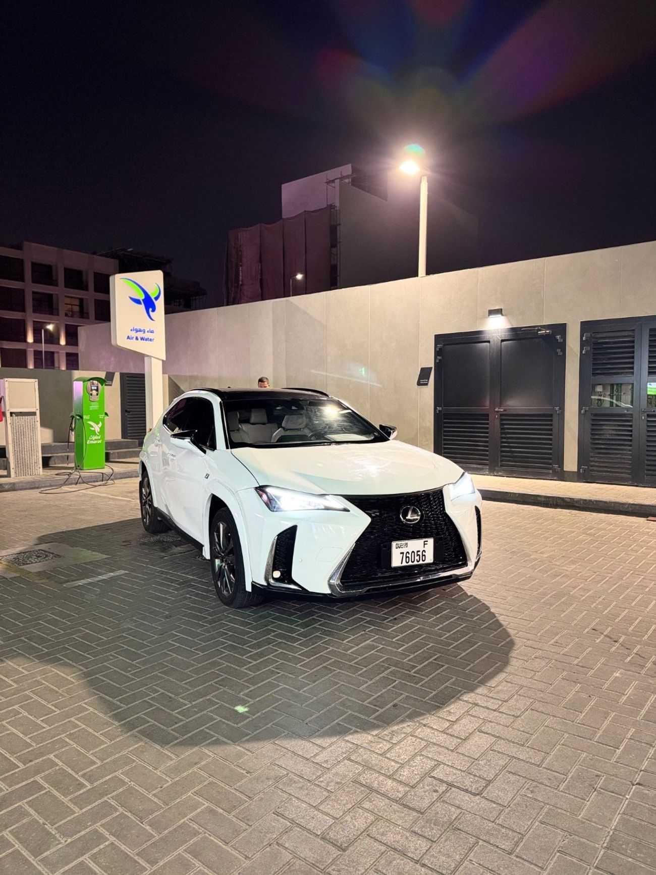 لكزس UX 250h FSPORT