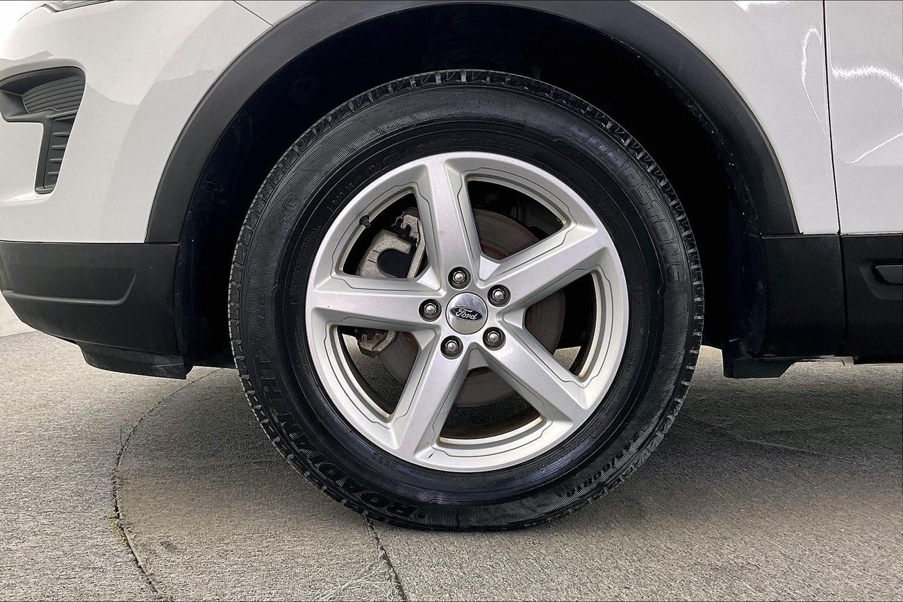 Ford Explorer XL / Standard | National Day Celebration | Guaranteed Warranty | 0 Down Payment