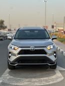 تويوتا راف ٤ XLE 2.5L