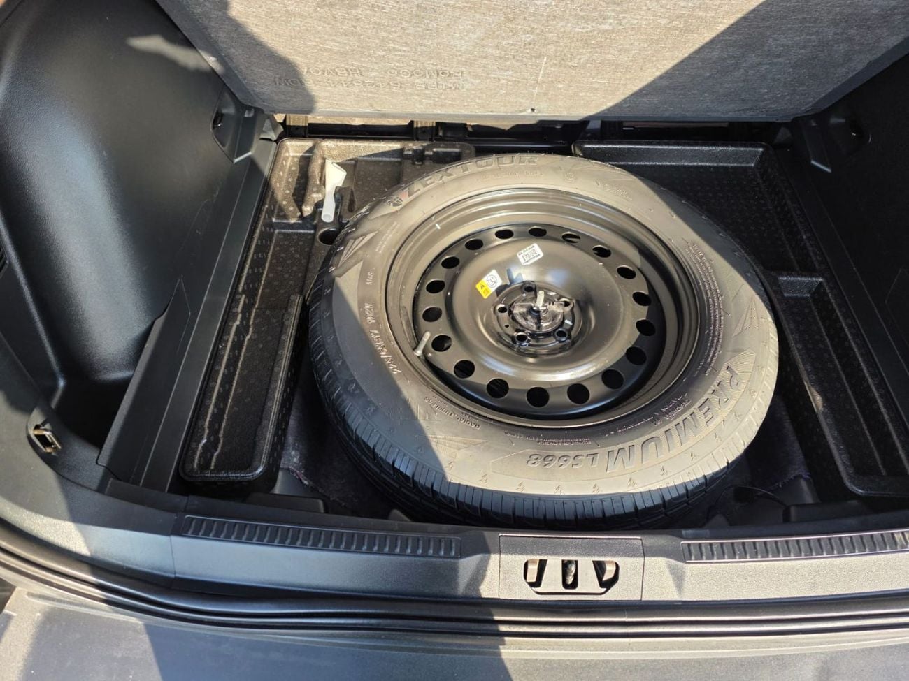 فورد برونكو سبورت OUTER BANKS (NON GCC) Badlands 2.0L