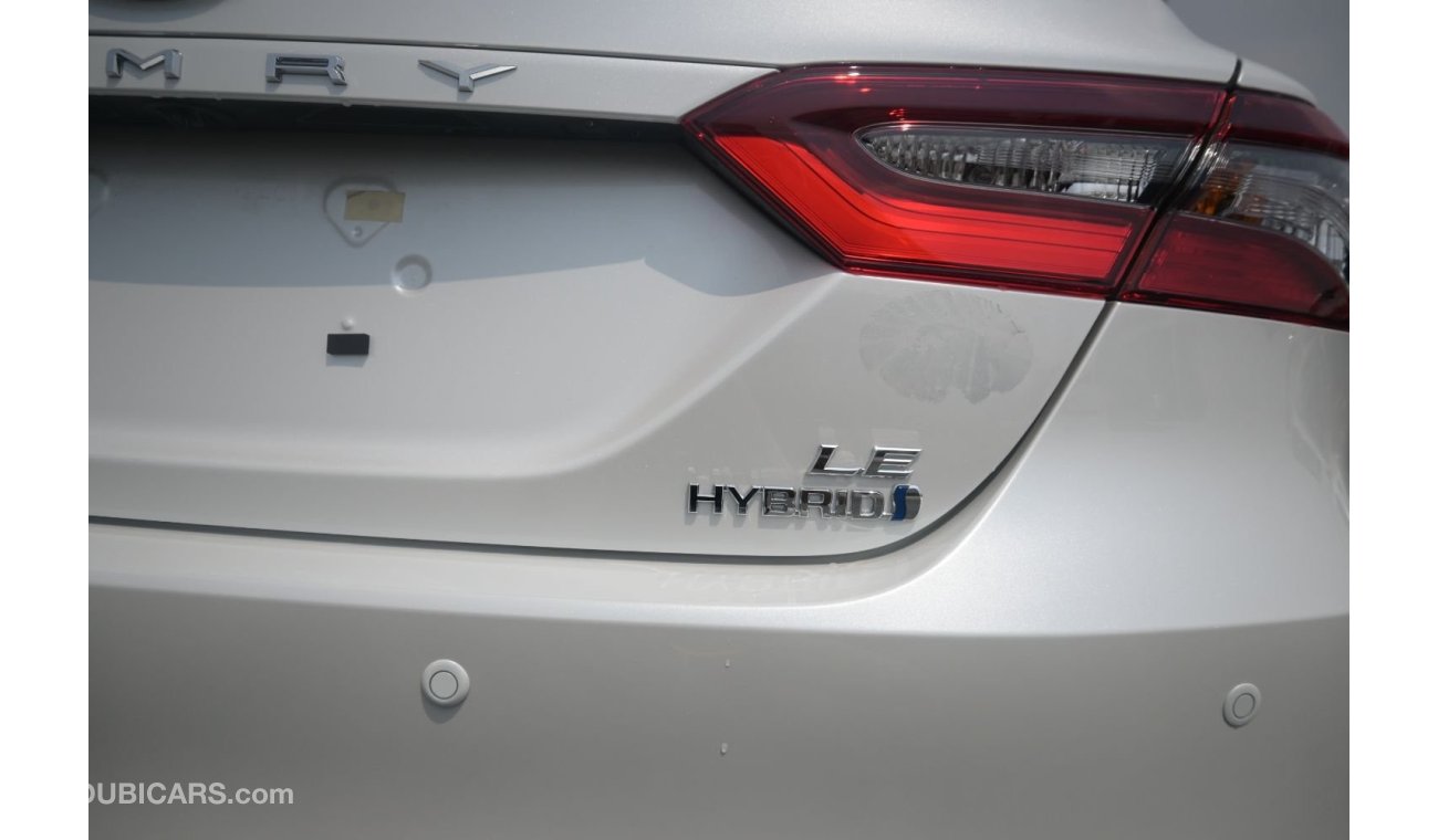 Toyota Camry LE 2.5L HYBRID 2023