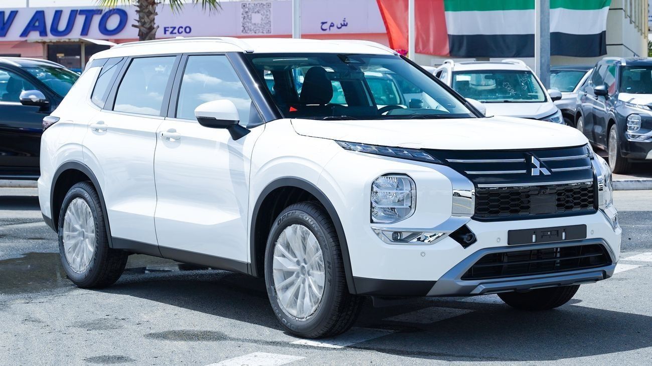 Mitsubishi Outlander Brand New 2026 Mitsubishi Outlander Medium Line (G10) 2.5L | 7-Seater SUV | GCC Specification | Expo