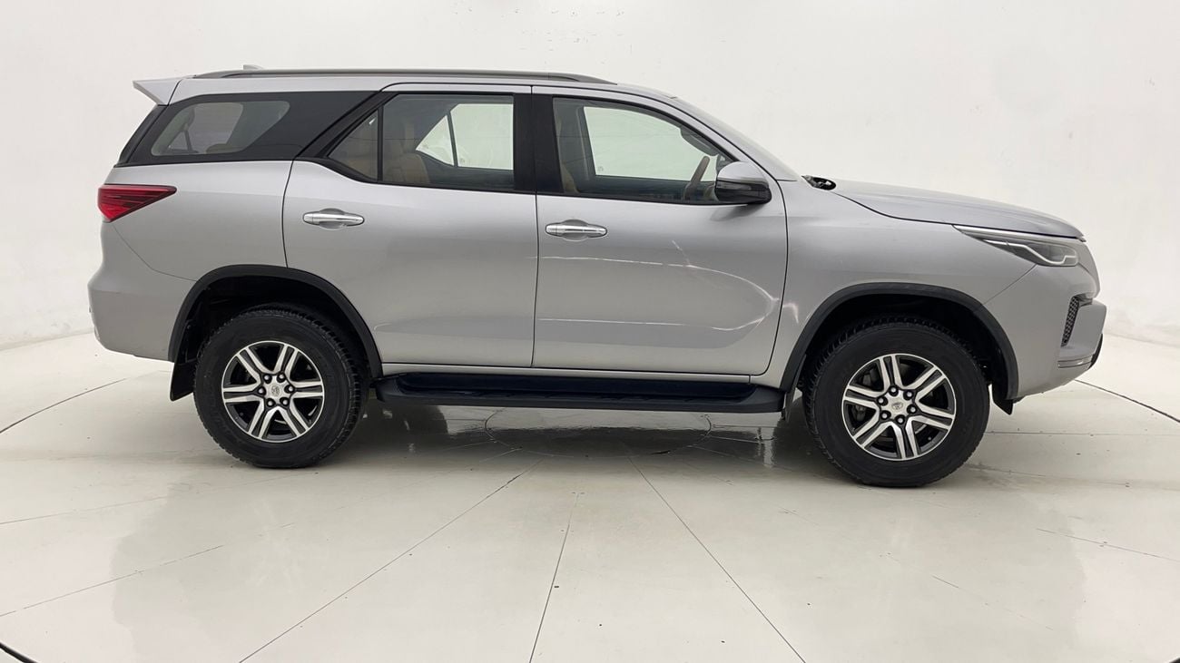 تويوتا فورتونر EXR 2.7 | بدون دفعة مقدمة | اختبار القيادة في المنزل