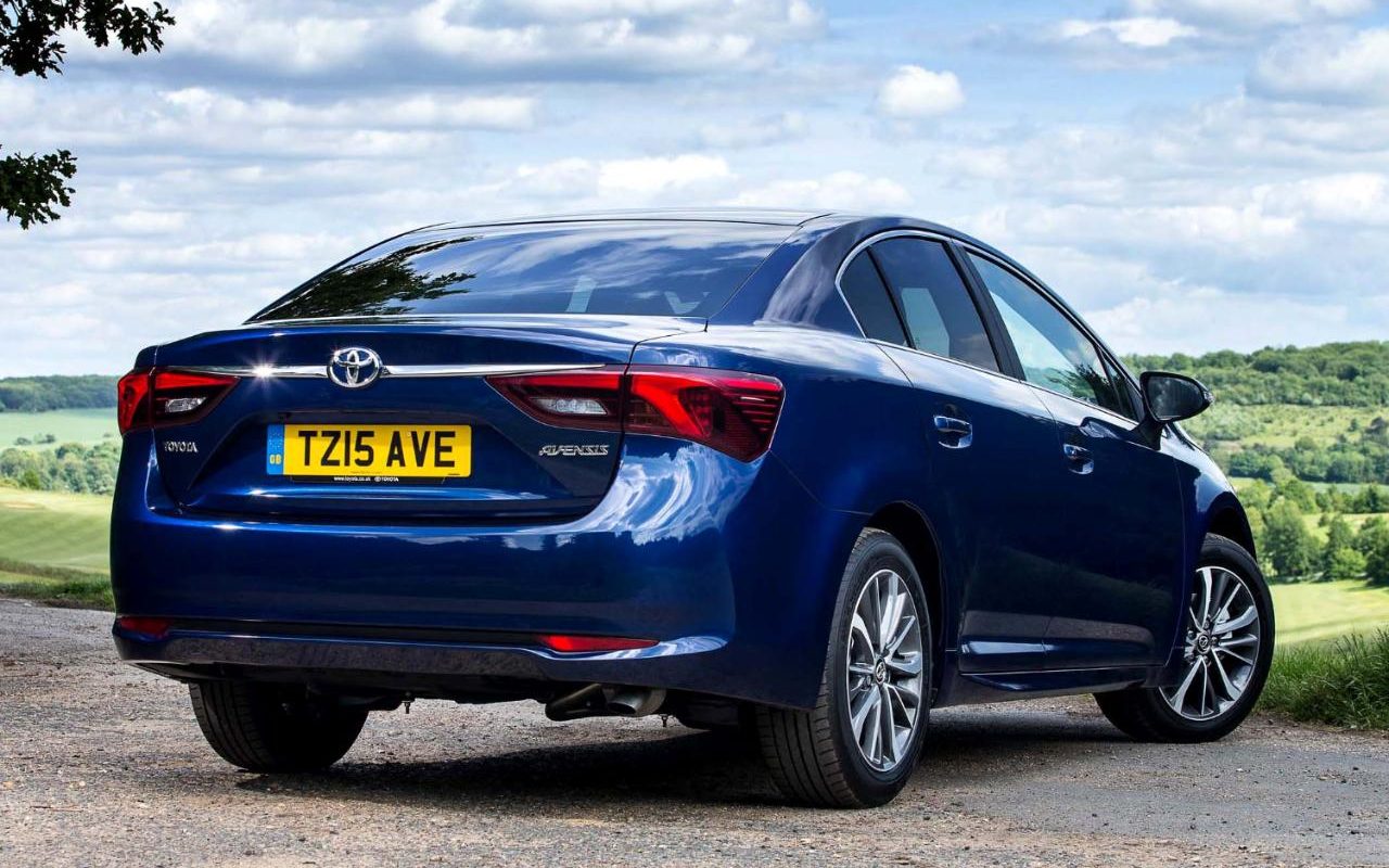 Toyota Avensis exterior - Rear Left Angled