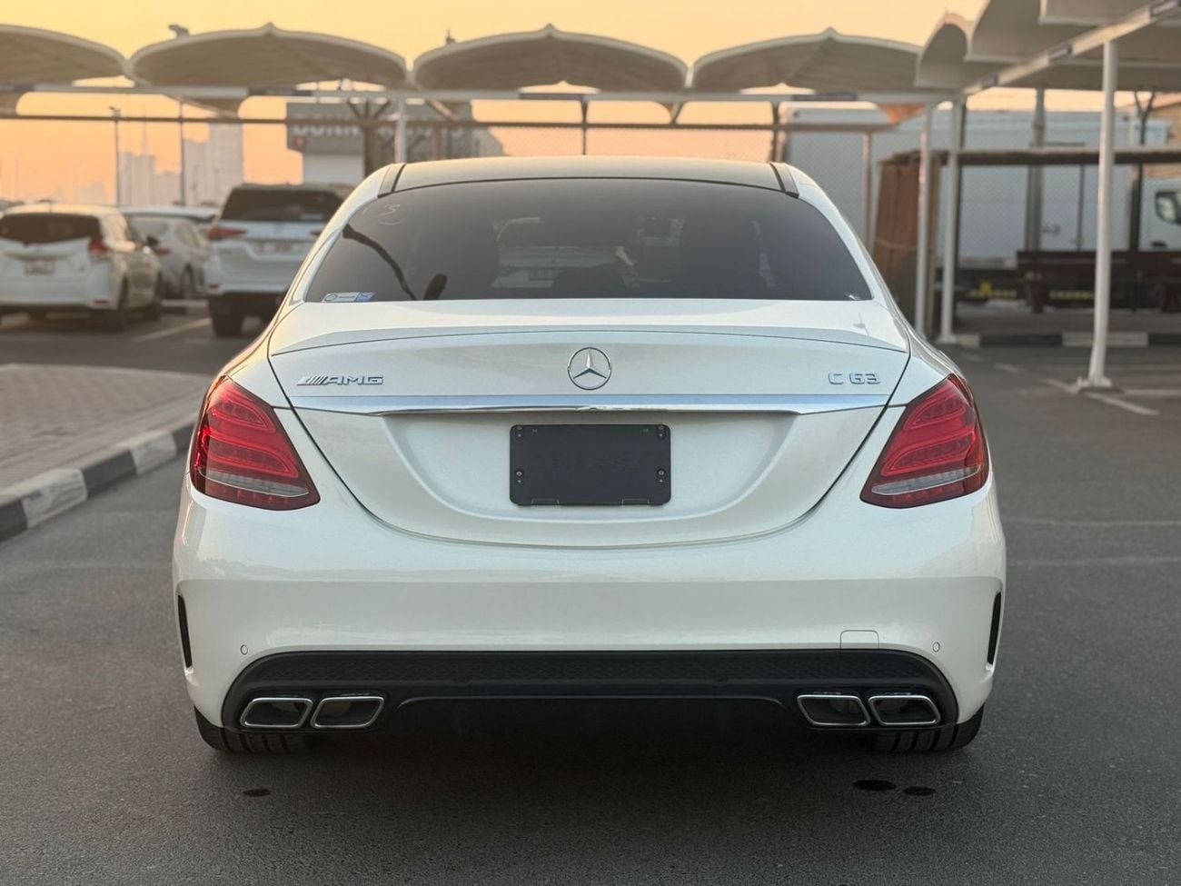 Mercedes-Benz C 63 AMG MERCEDES C 63 AMG WHITE 2017