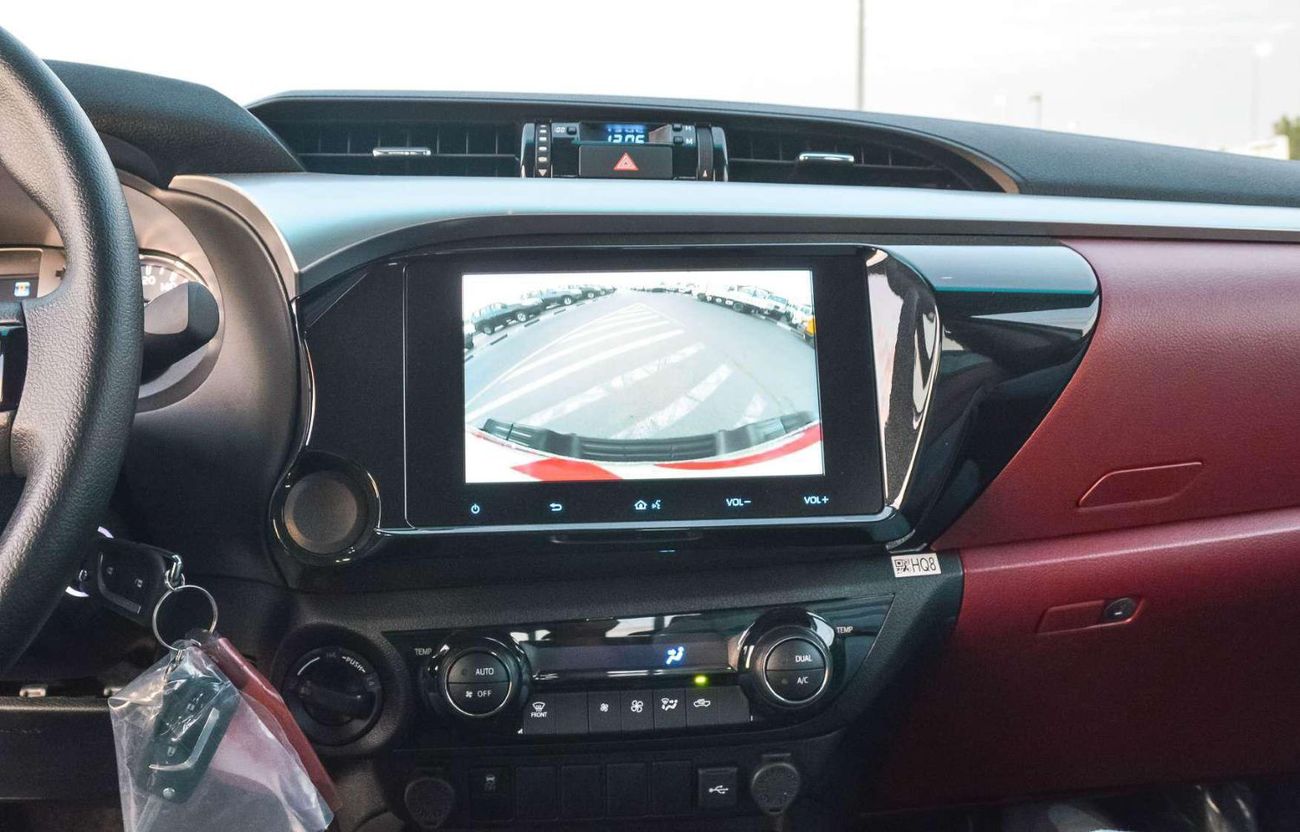 تويوتا هيلوكس TOYOTA HILUX 2.7L MT 4WD PETROL PICKUP 2025