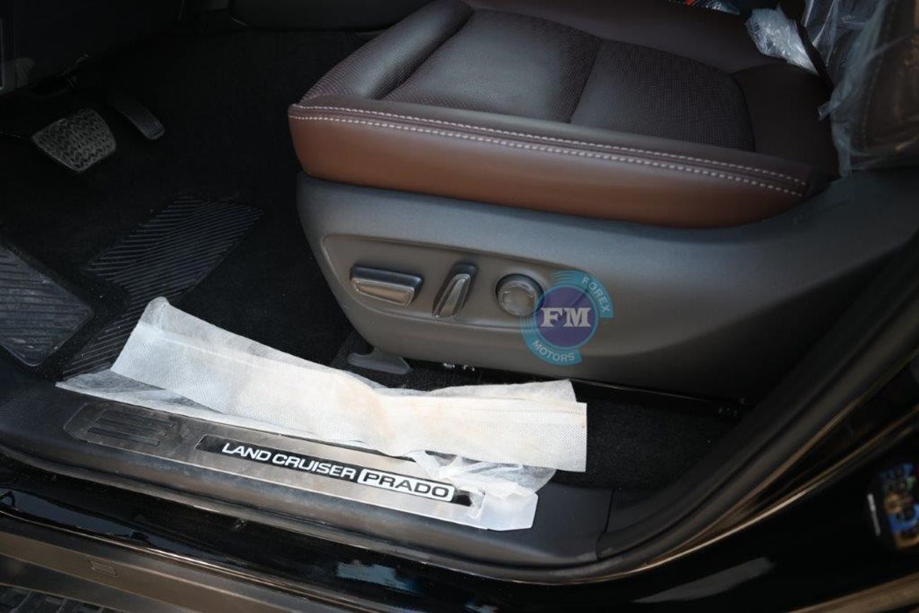 تويوتا برادو Adventure 2.4L Petrol 4WD 7 Seater Automatic