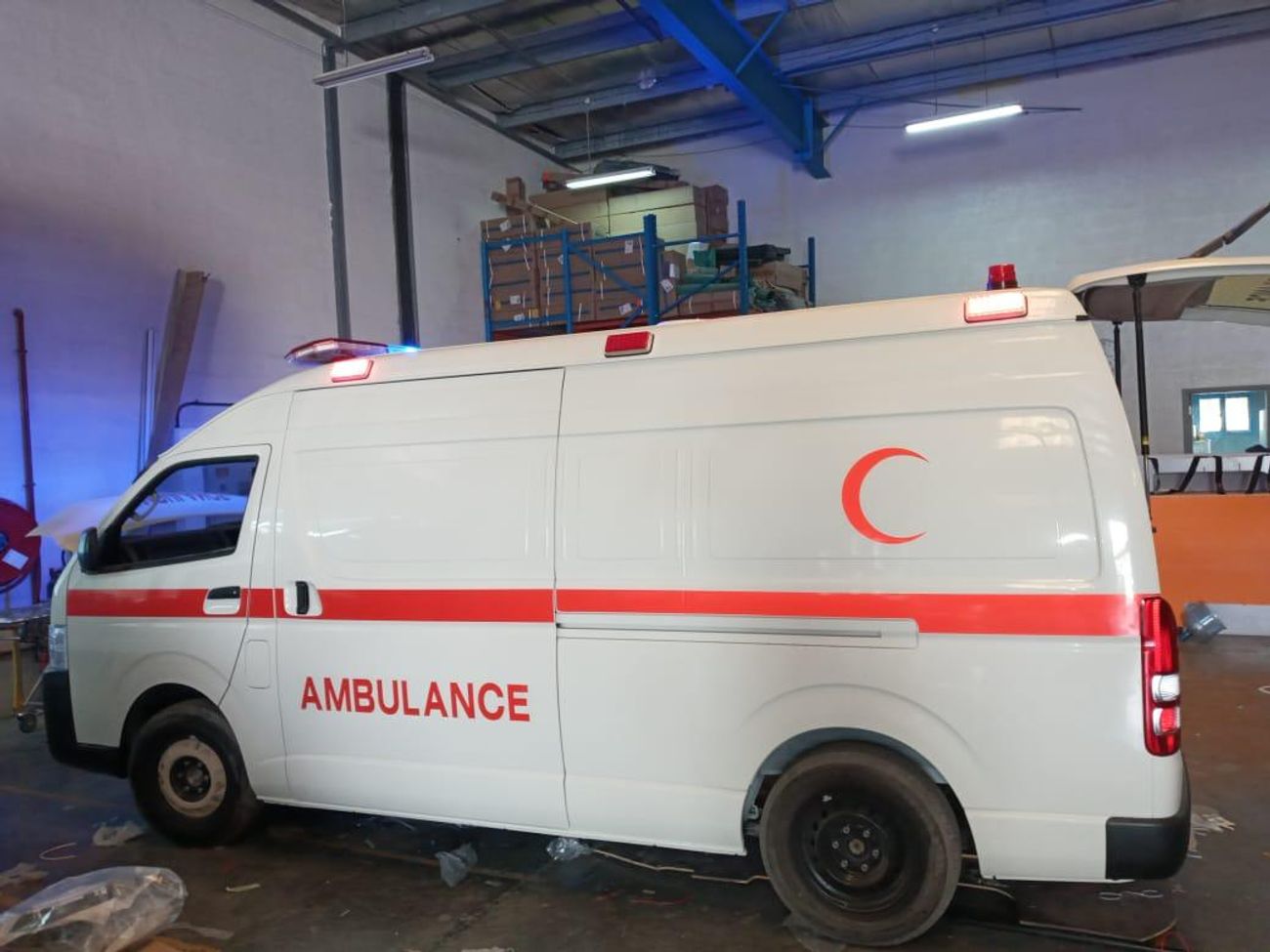 تويوتا هاياس New Toyata Hiace High Roof Ambulance Model 2024  Petrol  2.7L