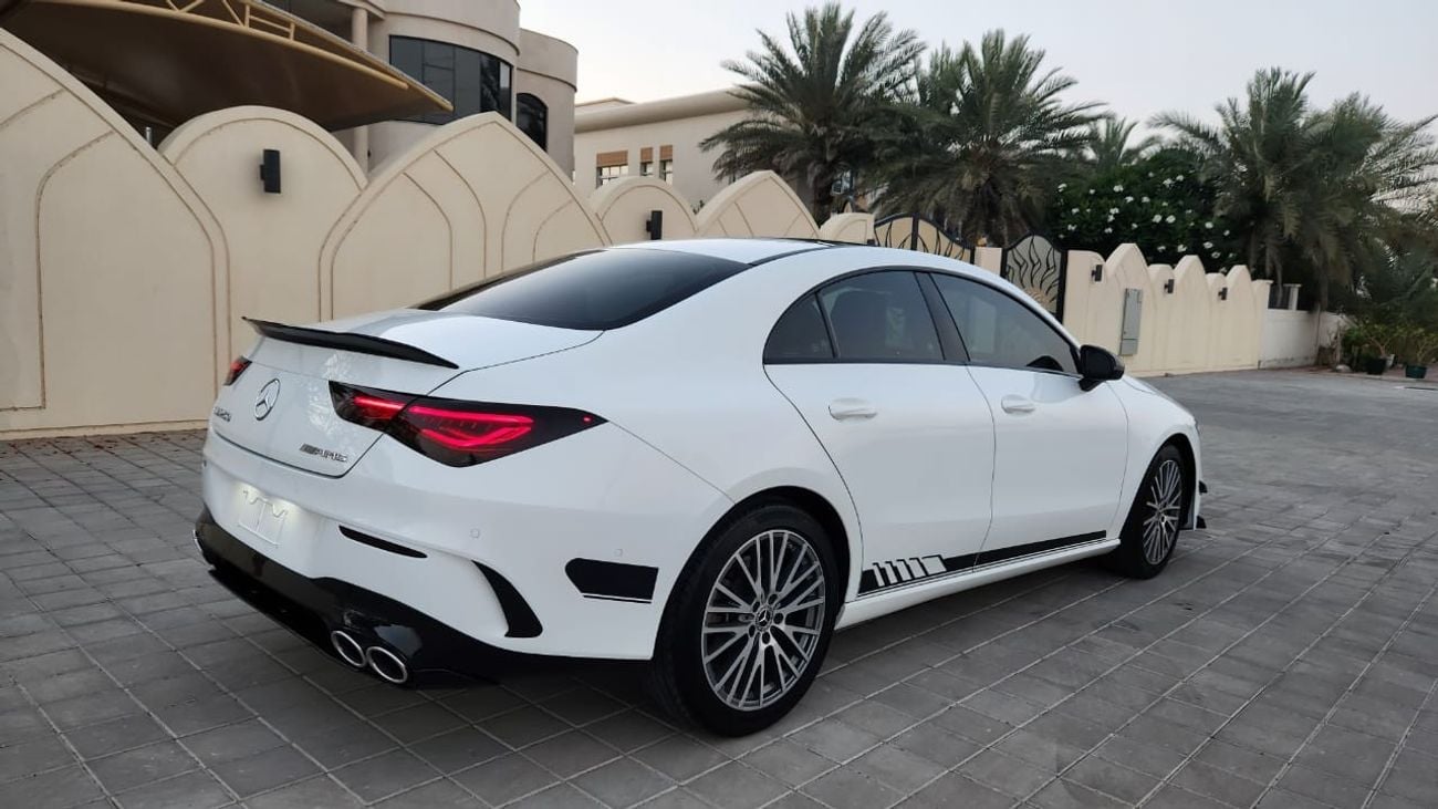 Mercedes Benz CLA250 Premium +