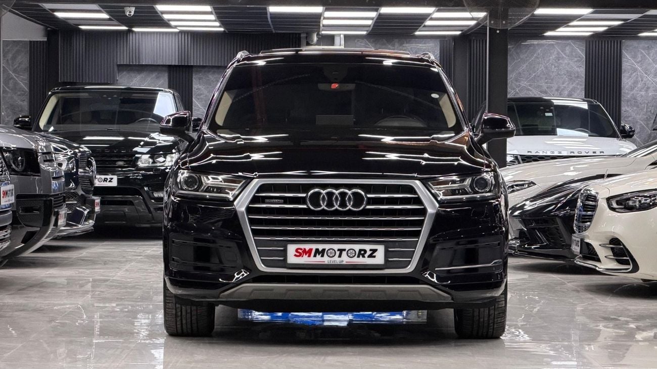 Audi Q7 45 TFSI S-LINE