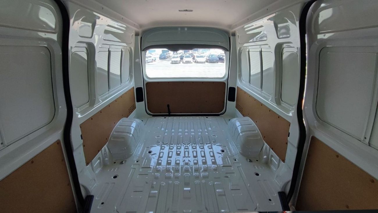 تويوتا هاياس TOYOTA HIACE 2.8L P-VAN DSL A C HI 3 MT