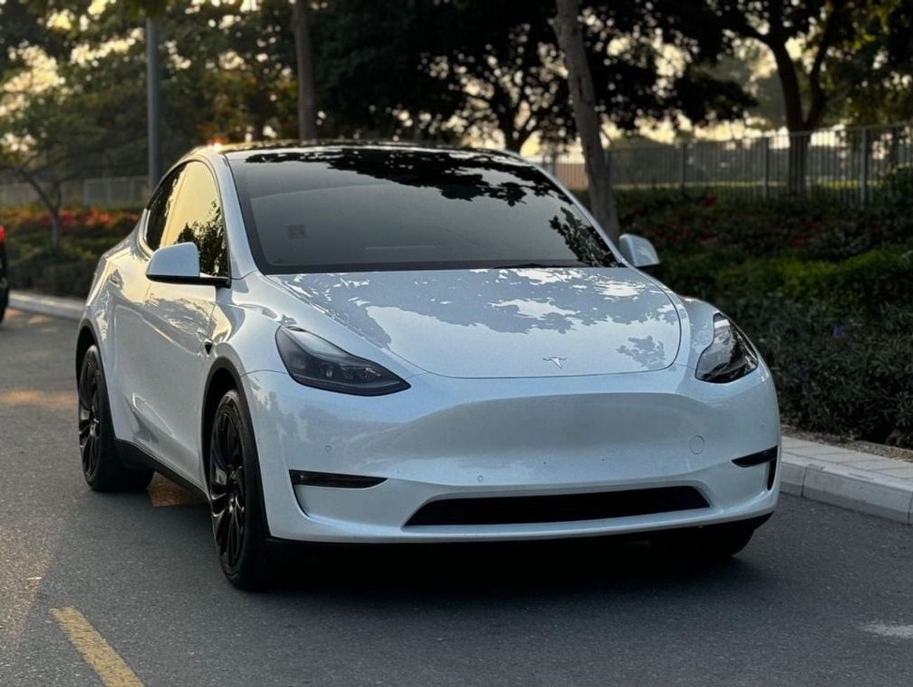 تسلا موديل Y LONG RANGE DUAL MOTOR