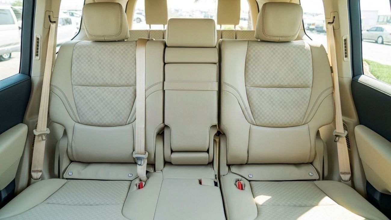 Toyota Land Cruiser LC300 VXR 3.3D AT MY2025 – WHITE