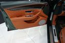 Bentley Flying Spur 2022 Bentley Flying Spur V8, Mulliner Driving Specs, Rare Green, Rear Touchscreen!!