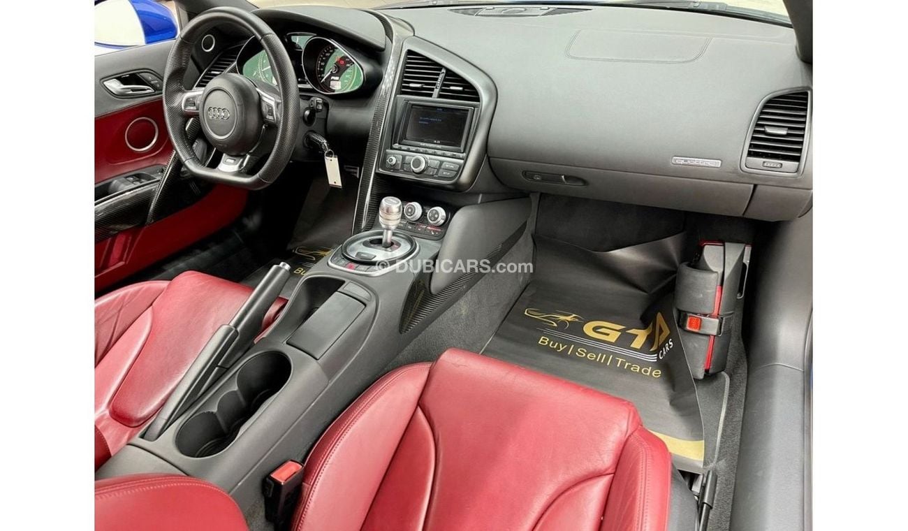 أودي R8 2012 Audi R8 V10, Full Service History, GCC