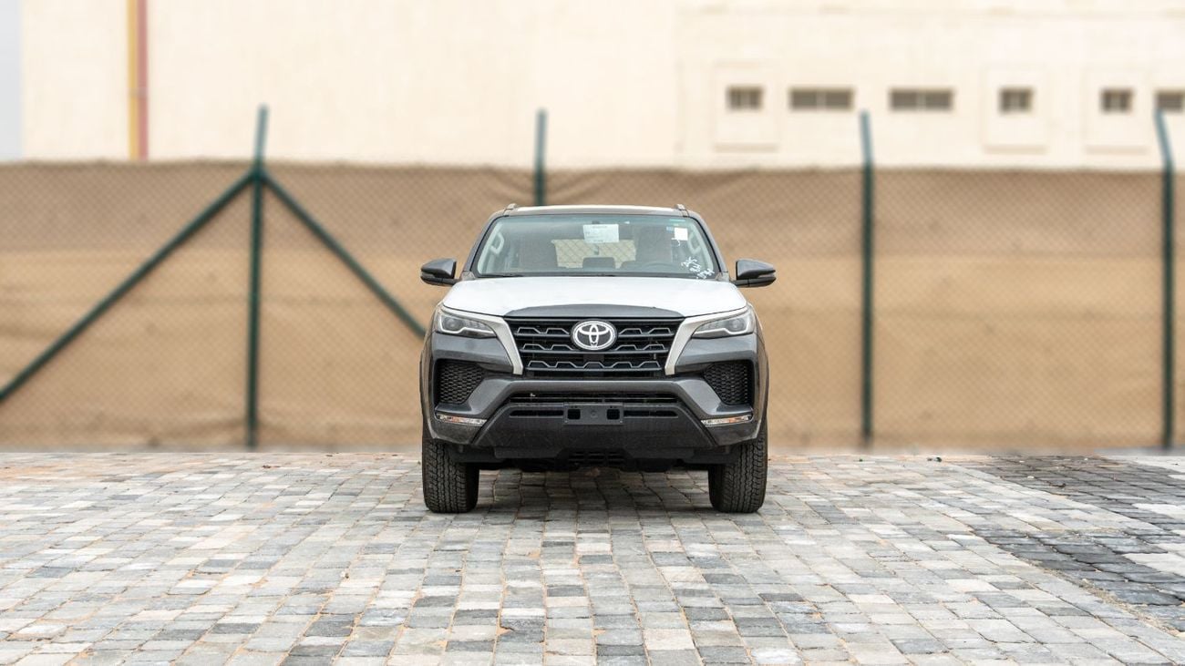 Toyota Fortuner EXR 2026 Toyota Fortuner GX 2.7L AT Petrol (Gray-Tan) 4WD