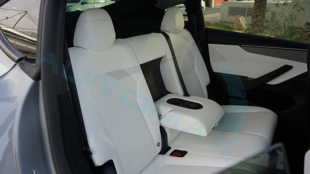 Tesla Model Y + Long Range AWD 0Km 2025 With 5 Years Or 200,000 Km Warranty