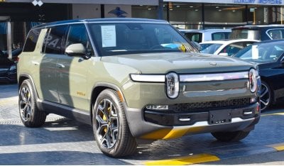 Rivian R1S Full Electric Car with 11 cameras