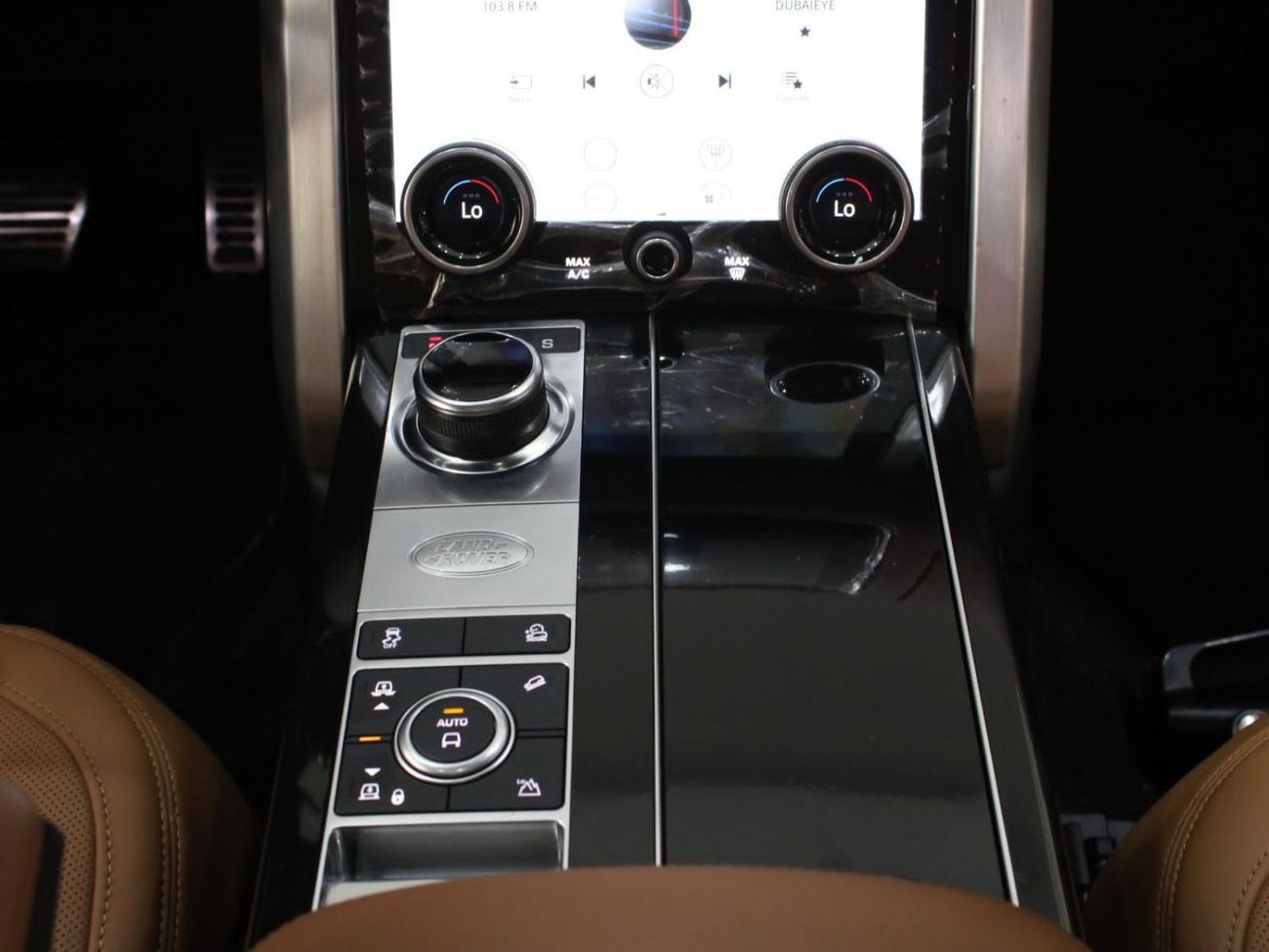 Land Rover Range Rover P400 DYNAMIC Fully Loaded