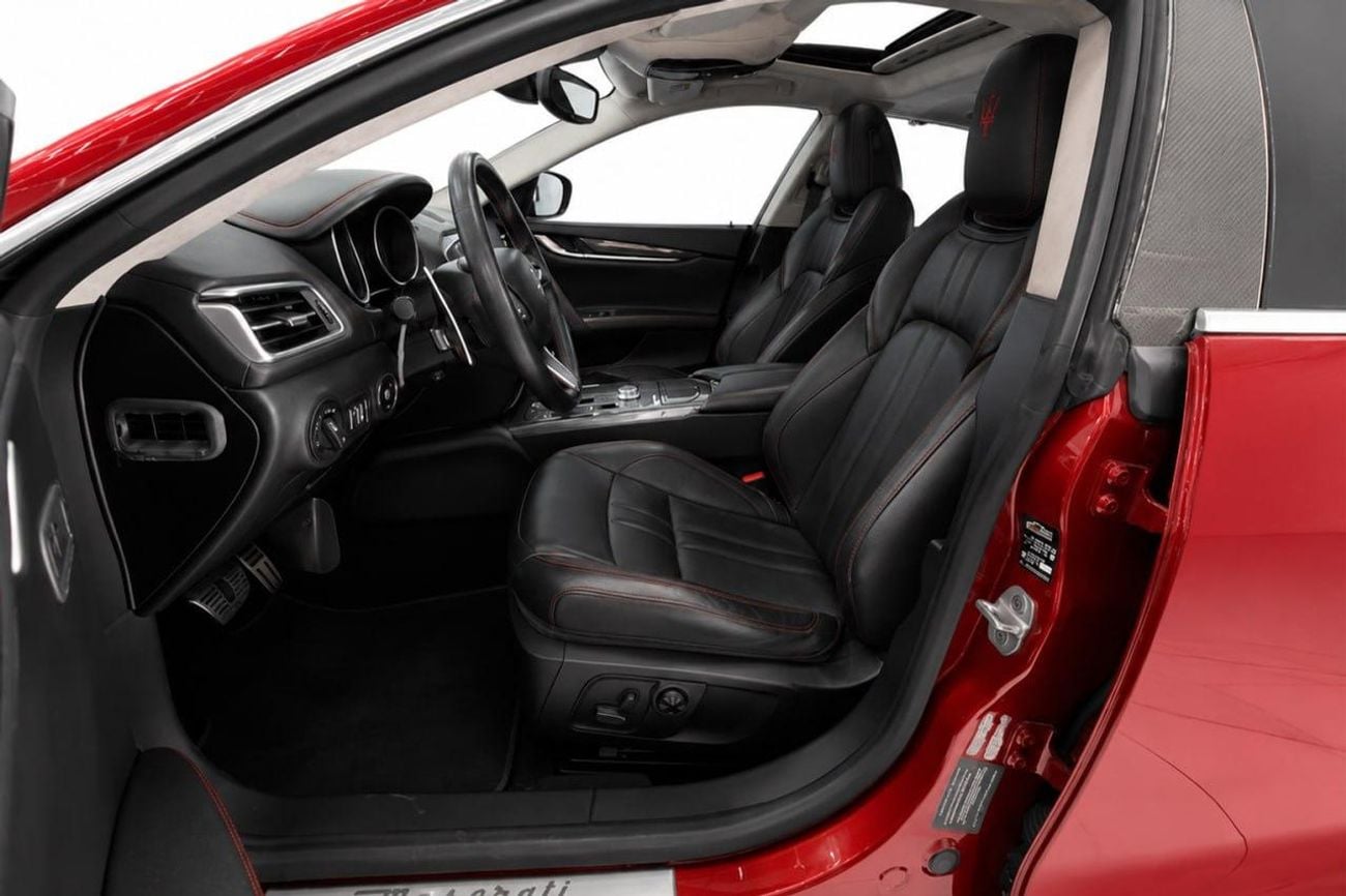 مازيراتي جيبلي S Q4 l Full Option | GCC Specs | AED 1,330 / Monthly