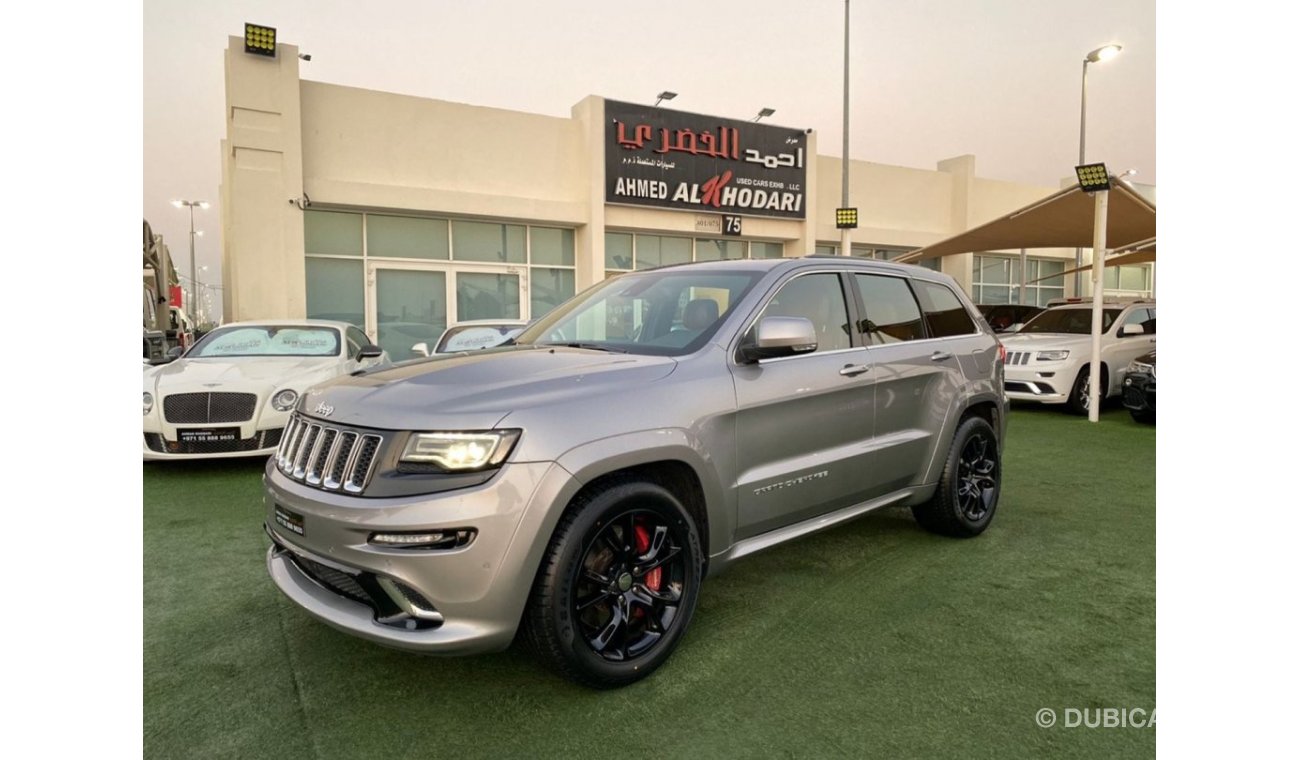 Jeep Grand Cherokee SRT