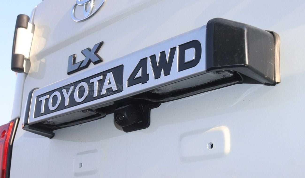 Toyota Land Cruiser 70 2025 Model Toyota Land Cruiser Hardtop LC76, 2.8L Diesel 4WD 5M/T