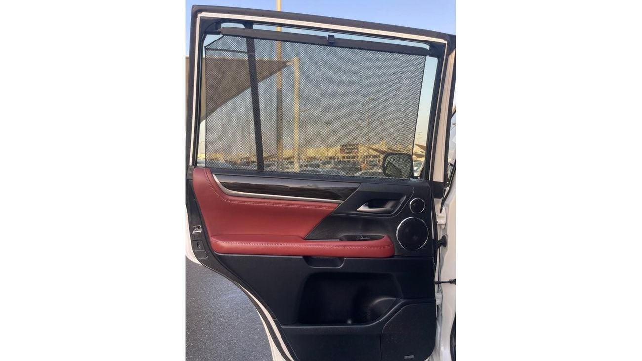 Lexus LX 570 Platinum Lexus LX 570_GCC_2016_Excellent Condition _Full option