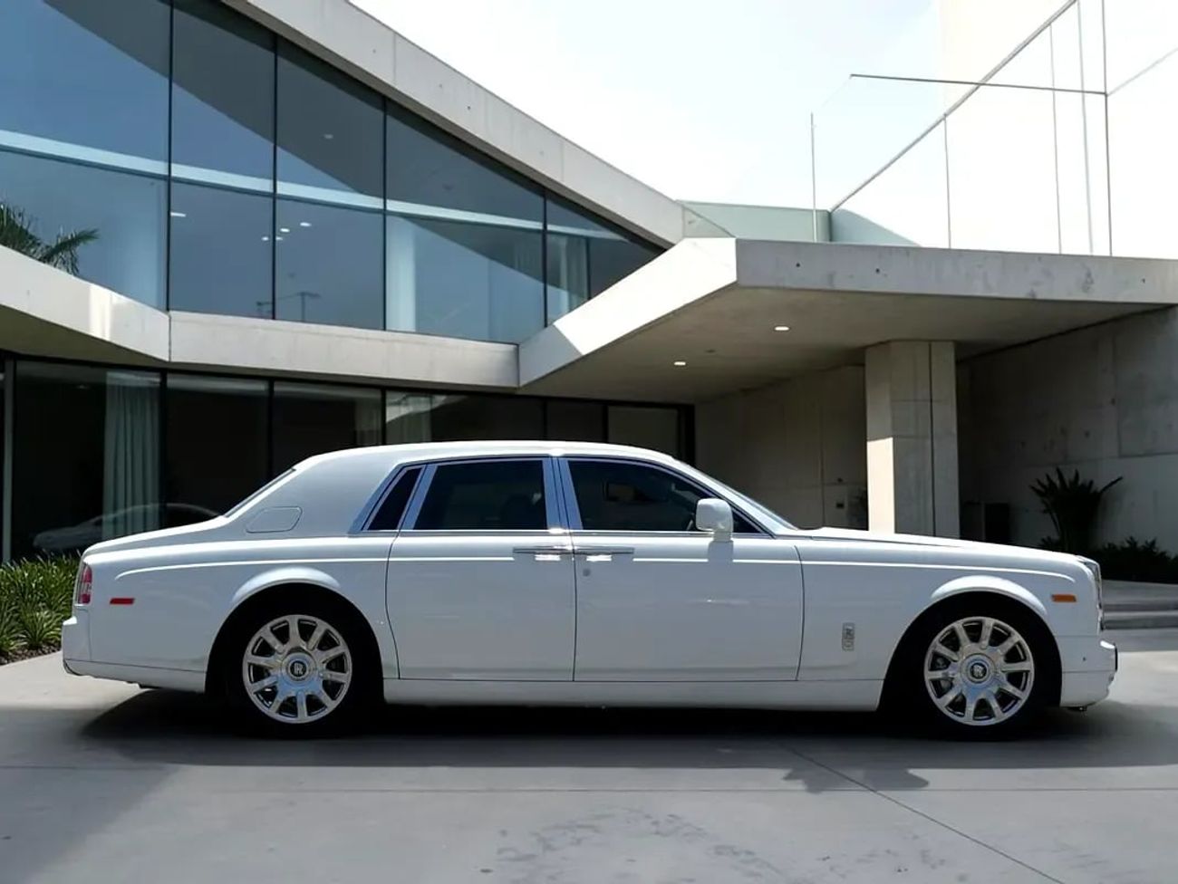 Rolls Royce Phantom STD  !! EID SALE !! 1 YEAR FREE WARRANTY !!  ROLLS-ROYCE PHANTOM STANDARD | 6.75L V12 | 2014 | FULL