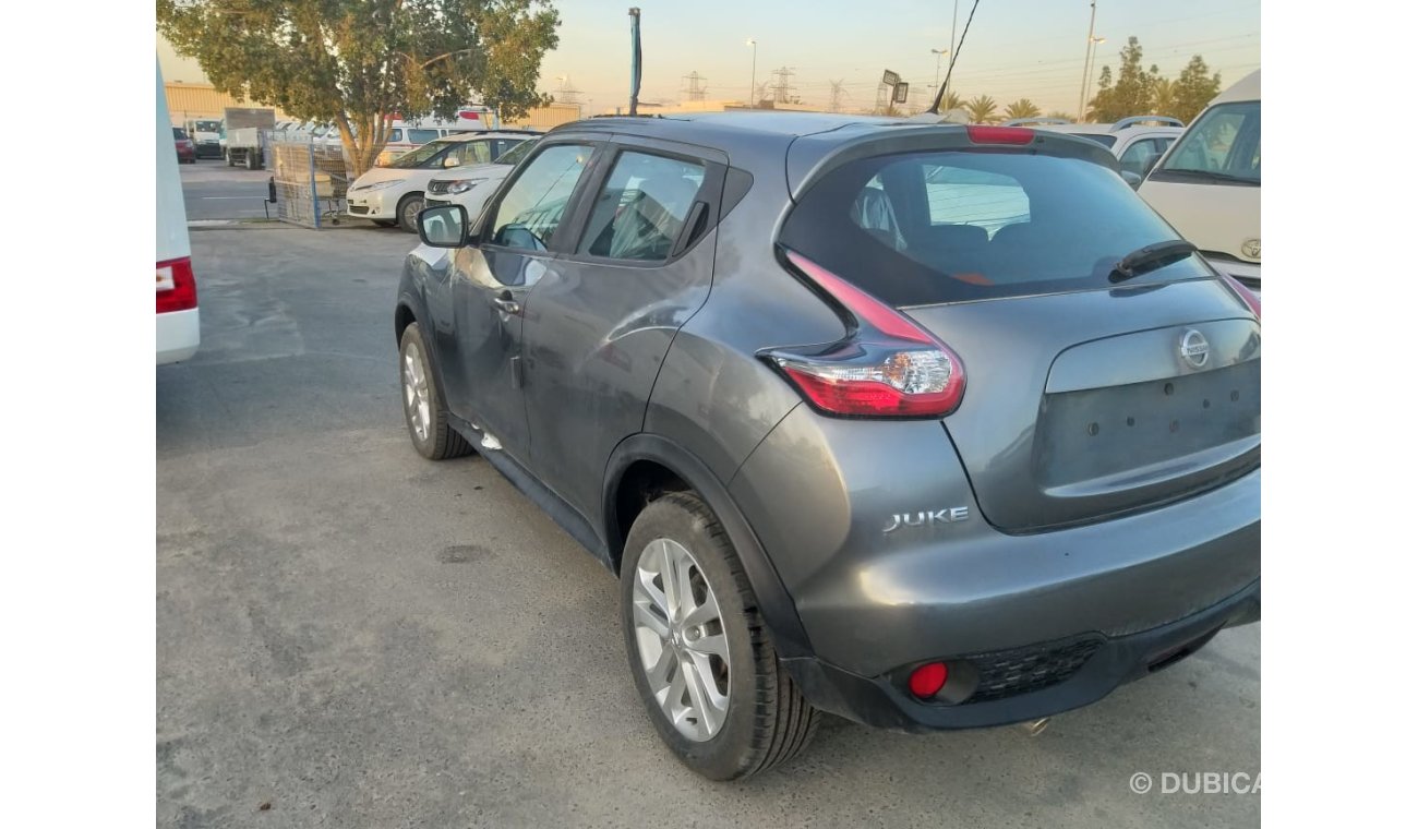 Nissan Juke 1.6 with sun roof