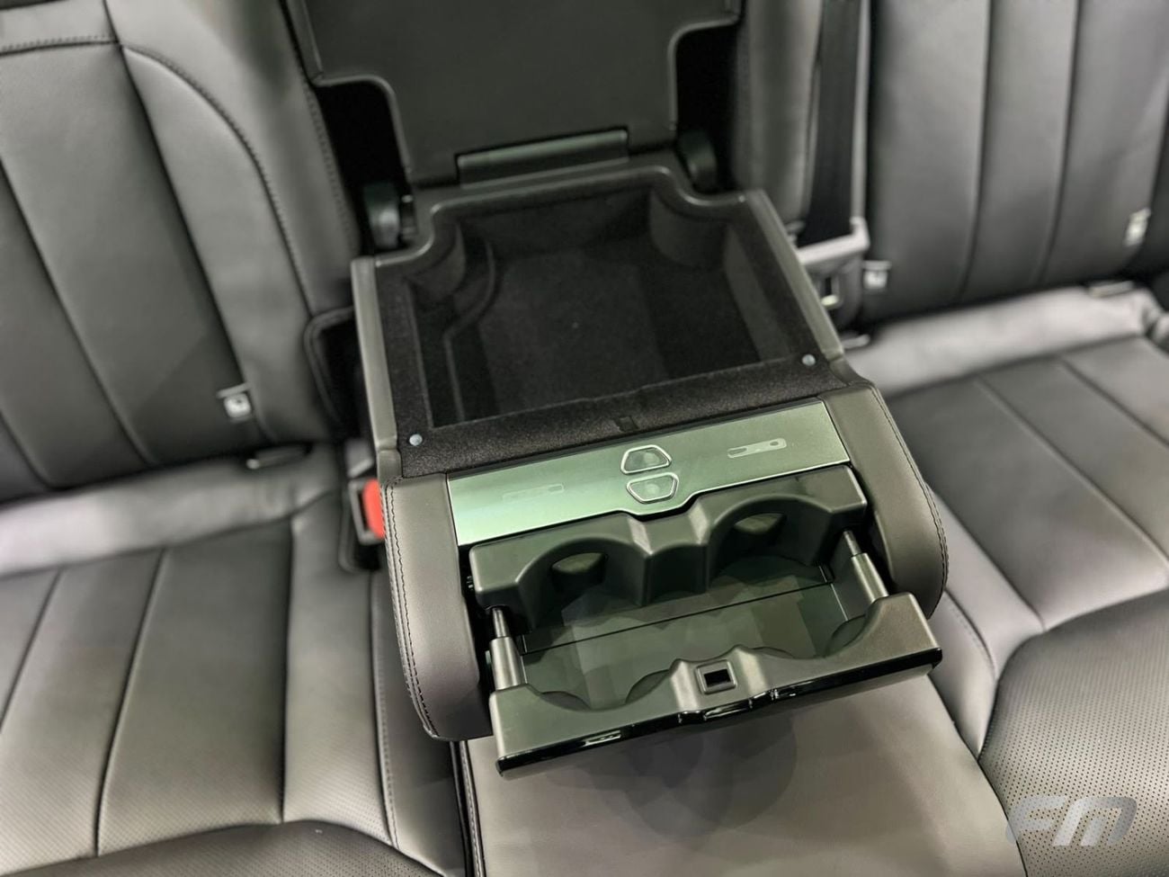 Land Rover Range Rover Sport SE P360