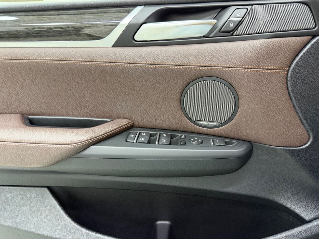 بي أم دبليو X3 GCC .. FSH .. Top Range .. M kit .. Perfect Condition