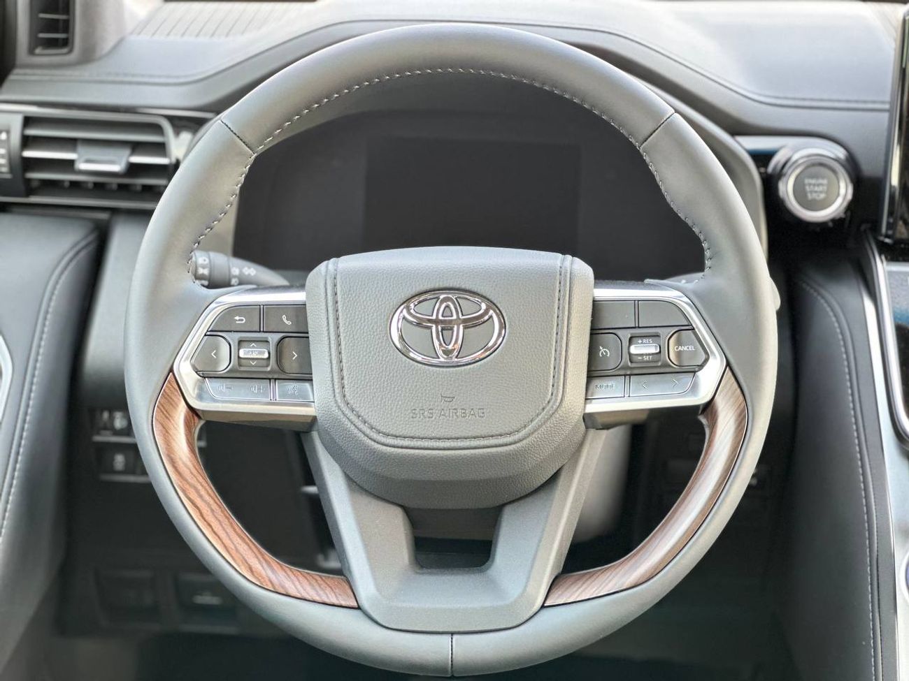 Toyota Land Cruiser GXR 4.0L PTR A/T // 2026 // High Option With Dvd&Back Camera , Sunroof , Leather & Power Seats // Sp