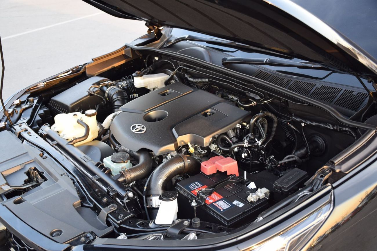 Toyota Fortuner VX2 4X4 Diesel 2.8L (Right Hand)