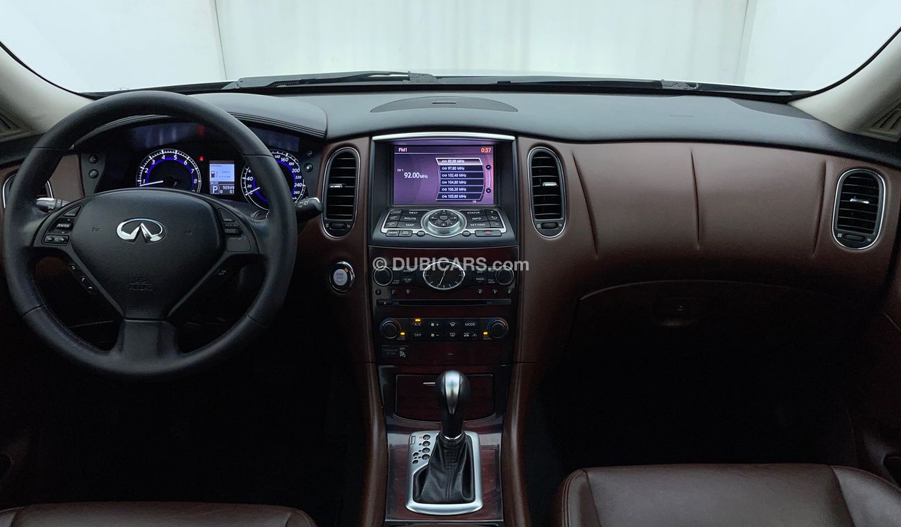 Infiniti QX50 LUXURY 3.7 | Under Warranty | Inspected on 150+ parameters