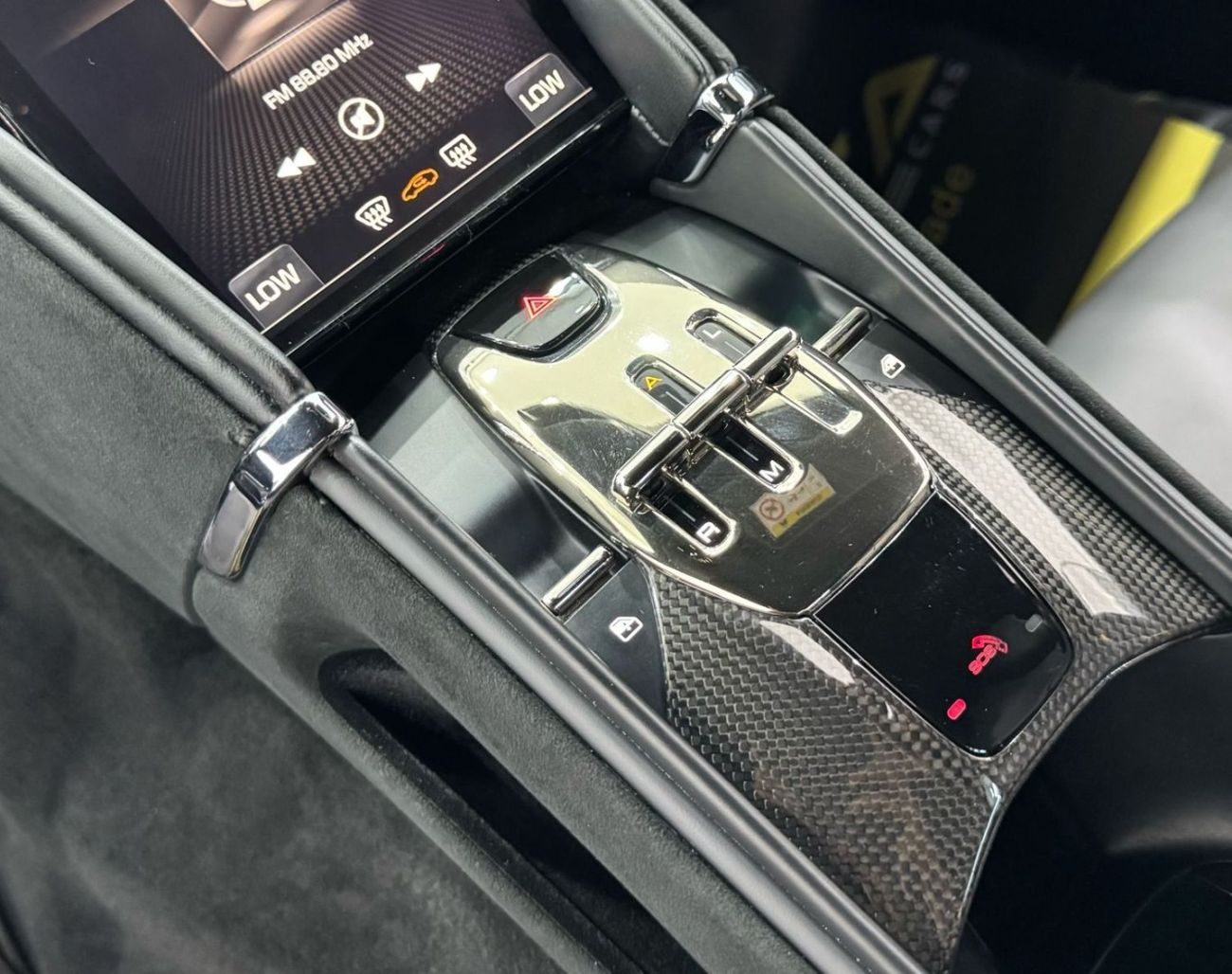 فيراري روما 2021 Ferrari Roma Coupe, 1 Year Warranty, Full Agency Service History, GCC